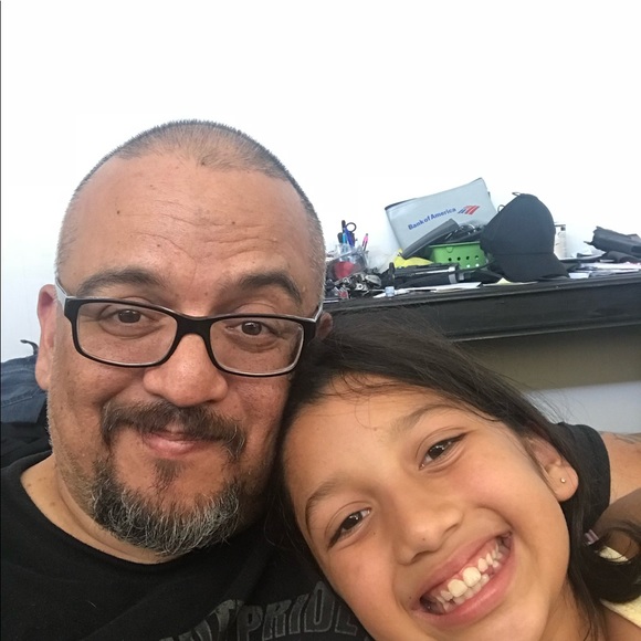 Meet your Posher, Erwin - Picture 1 of 1